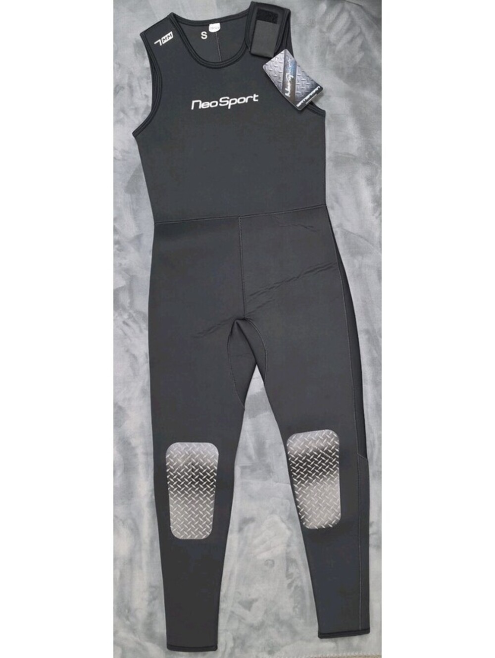 NeoSport Waterman John Wetsuit S Black 7mm Knee Pad Sleeveless NWT